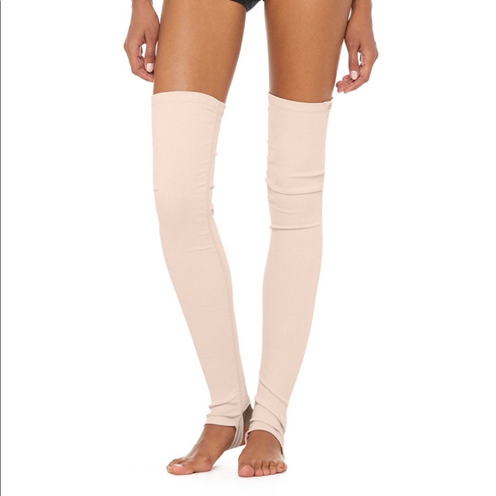Alo Goddess Leg Warmers